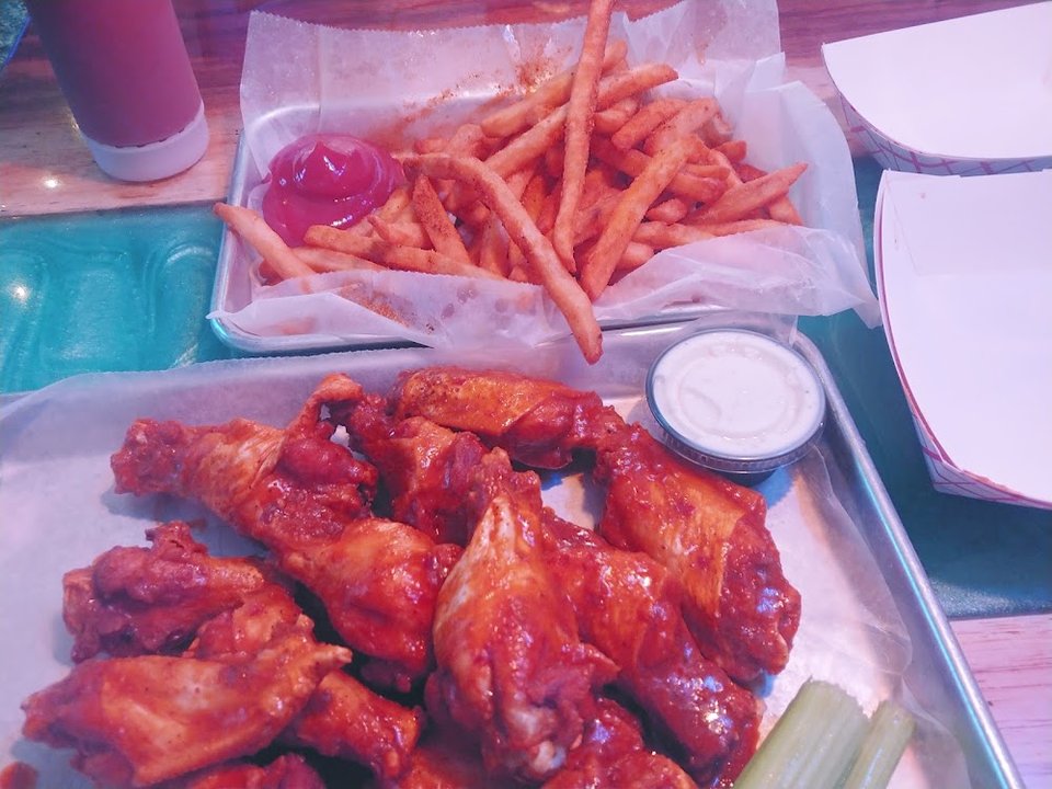 Great White Wings and Fries